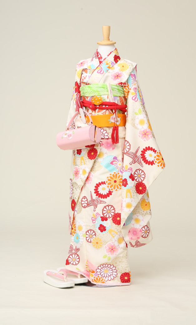 七五三7歳女の子着物（黄色・白色）